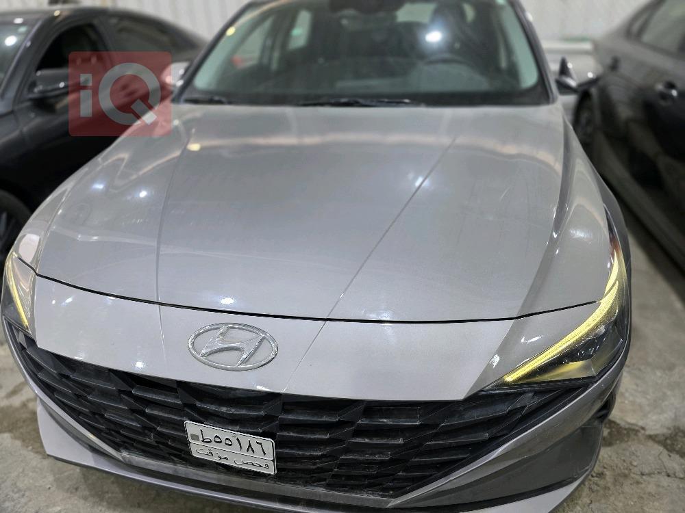 هیۆندای ئەلەنترا